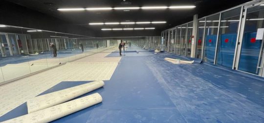 Imagen de la noticia: Sustitucion de suelo del polideportivo Hermanos Induráin de Villava-Atarrabia